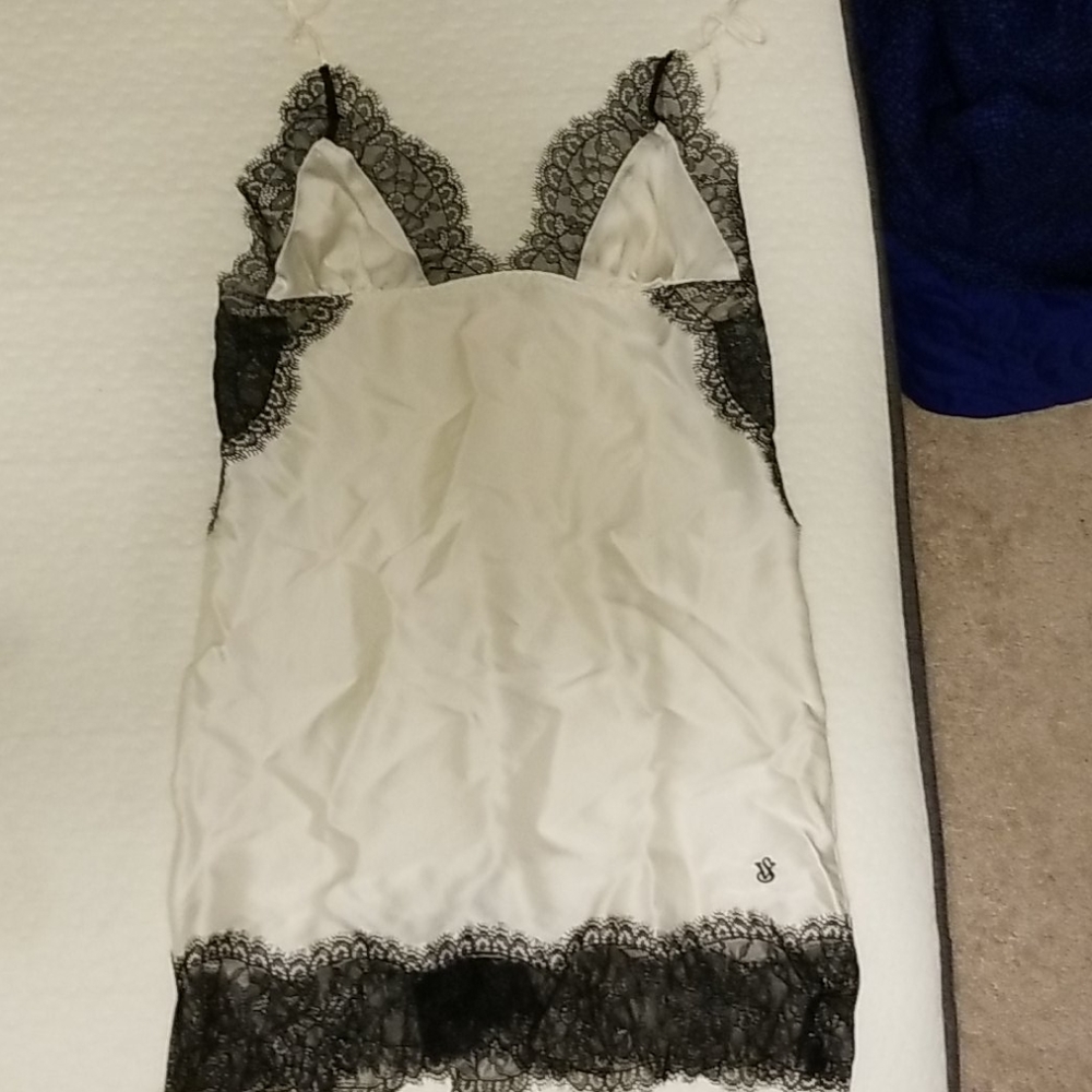 White Victoria's secret nightgown black lacy trim